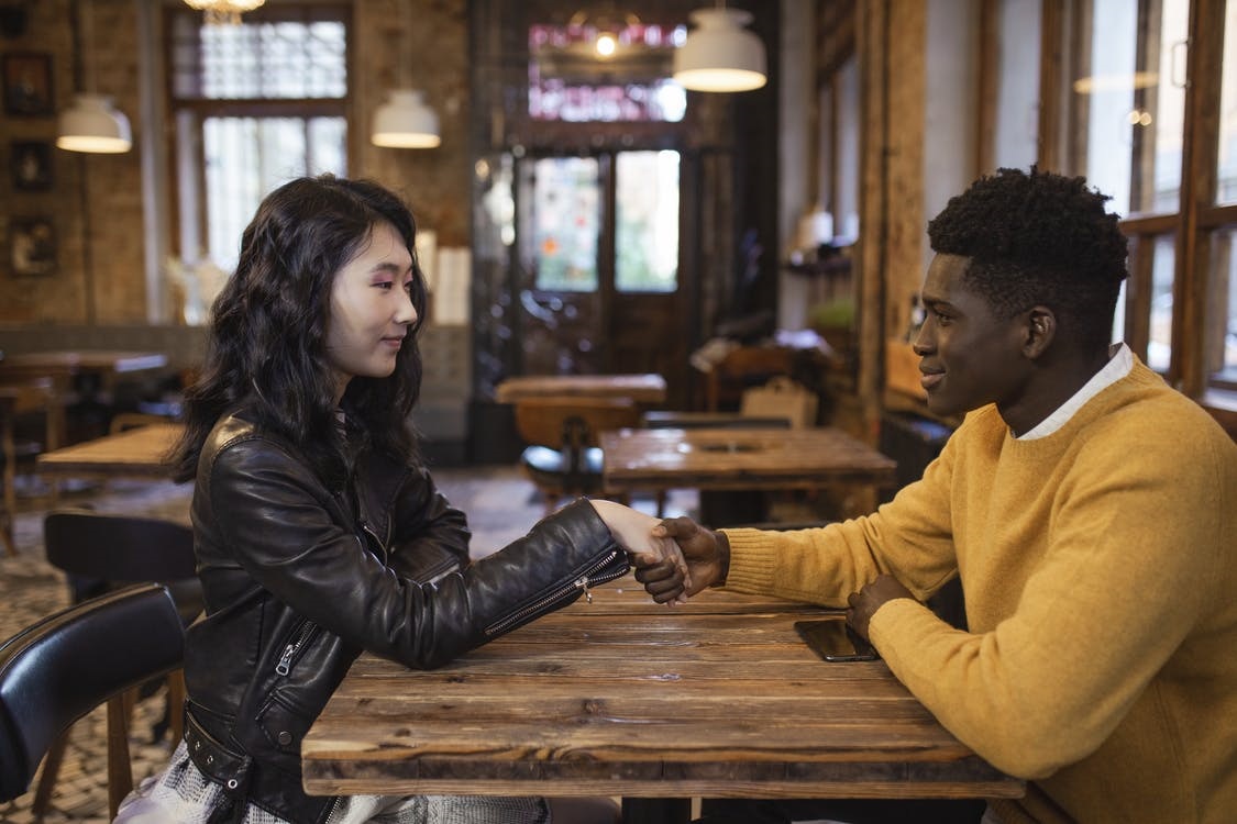 Best Online Dating Apps and Sites in 2025
